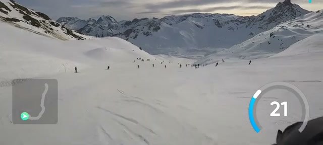 Wide, open skiing at the top of Lac Creux with peaks all around