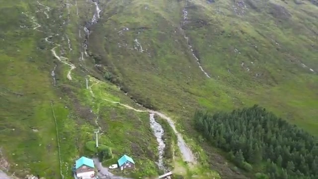 The restaurant stop area with parking and the chairlift base