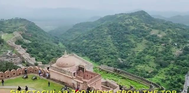 Spectacular 360-degree views from the top of the fort
