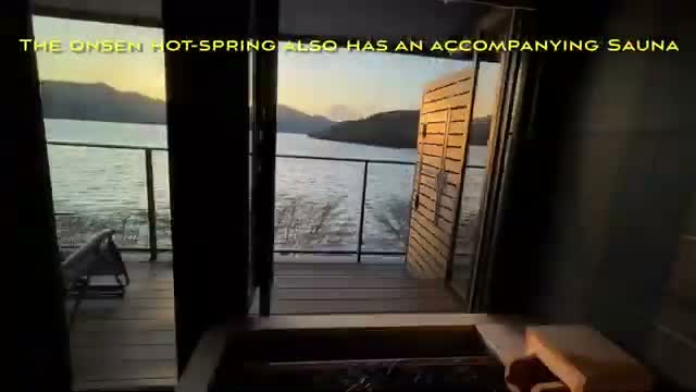 The accompanying sauna, also facing the lake